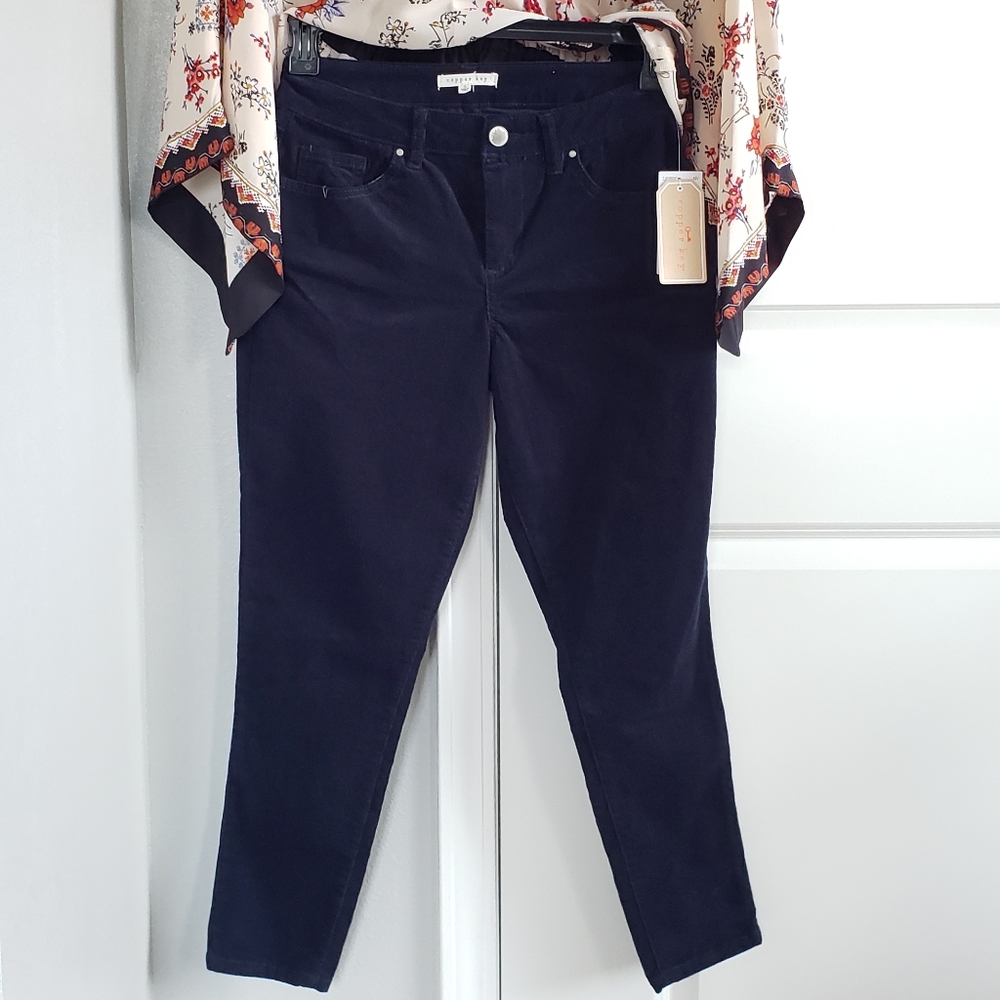 JUNIOR   GIRLS  CORDUROY  JEANS